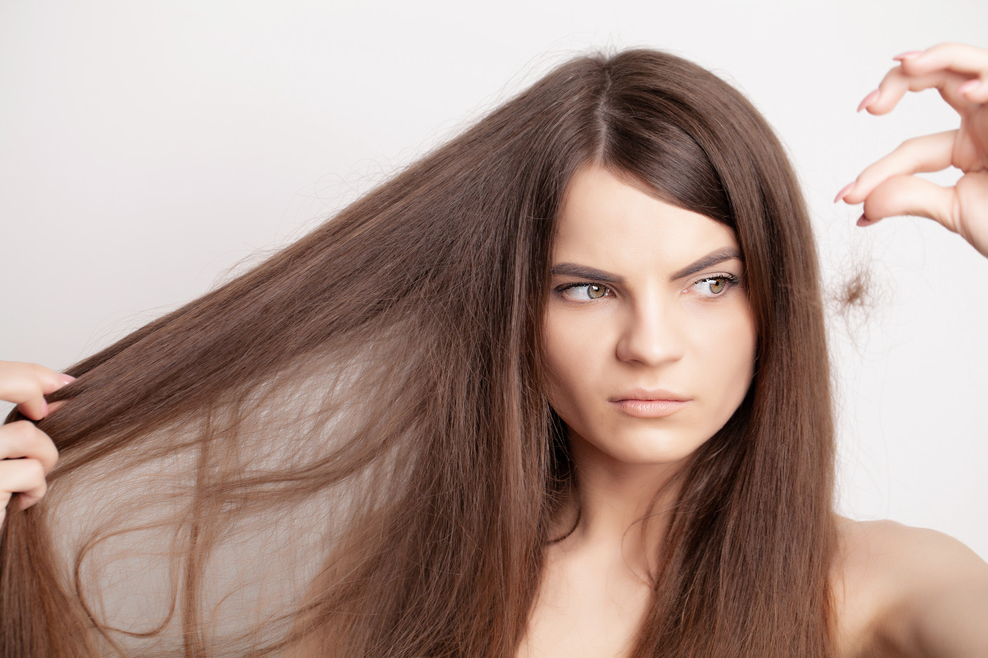 La chute de cheveux réactionnel. Causes et solutions de cette chute de cheveux.
